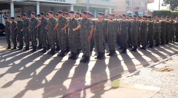 671 militares integram o 17º RC Mec.(Foto: Moreira Produções)