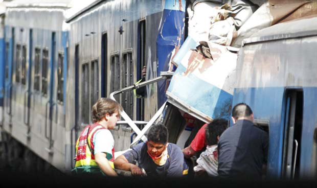 Acidente de trem mata pelo menos 40 em Buenos Aires