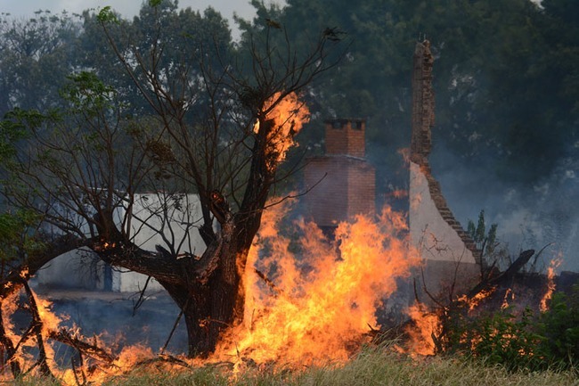 Mato Grosso do Sul lidera ranking de aumento de queimadas no País Tempo seco e estiagem favorecem ocorrência de incêndios - Foto: Álvaro Rezende / Correio do Estado
