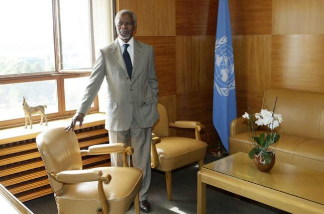 Kofi Annan desiste de missão da ONU na Síria