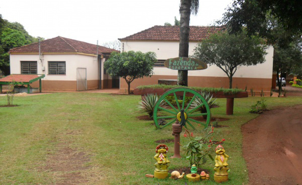 Fazenda da Esperança de Rio Brilhante recebe R$ 300 mil para ampliar atendimento Fazenda da Esperança de Rio Brilhante recebe R$ 300 mil para ampliar atendimento