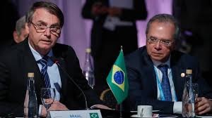 Bolsonaro dá até sexta para Guedes apresentar novo Renda Brasil Jair Bolsonaro e Paulo Guedes (Foto: Marcos Corrêa/PR