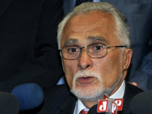 Barbosa ressaltou que o estado de saúde de Genoino está melhorando