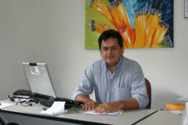 Em Tacuru, mais votado não foi eleito e tenta reverter situação na justiça Dr. Claudio recebeu 2,737 votos, mas pela sua situação de registro, seus votos aparecem como zerados / Foto: Divulgação