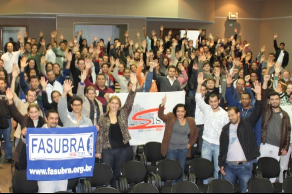 Administrativos entram em greve na UFGD Administrativos entram em greve na UFGD