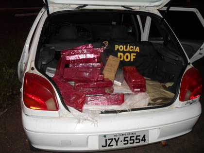 DOF apreende 262 kg de maconha em veículo