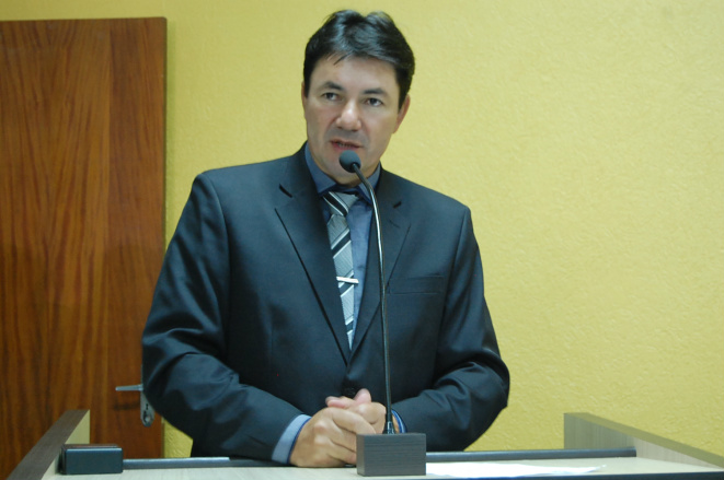 Jaime Bambil solicita recuperação de ruas