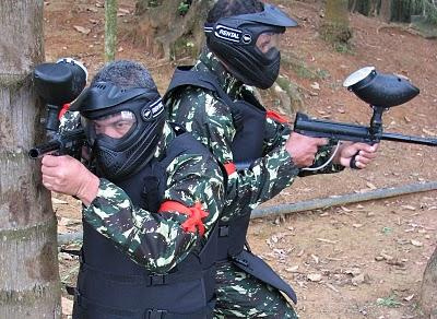 Paintball em Amambai é atração  para quem gosta de altas doses de adrenalina.