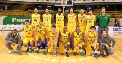 O time masculino de basquete não participava das Olimpíadas desde 1996. 