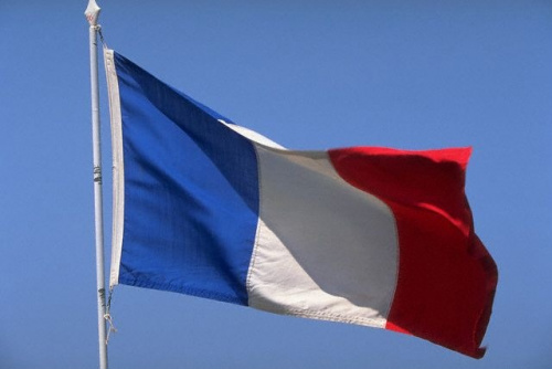França tem pelo menos 8 milhões de pessoas na faixa de pobreza, diz estudo