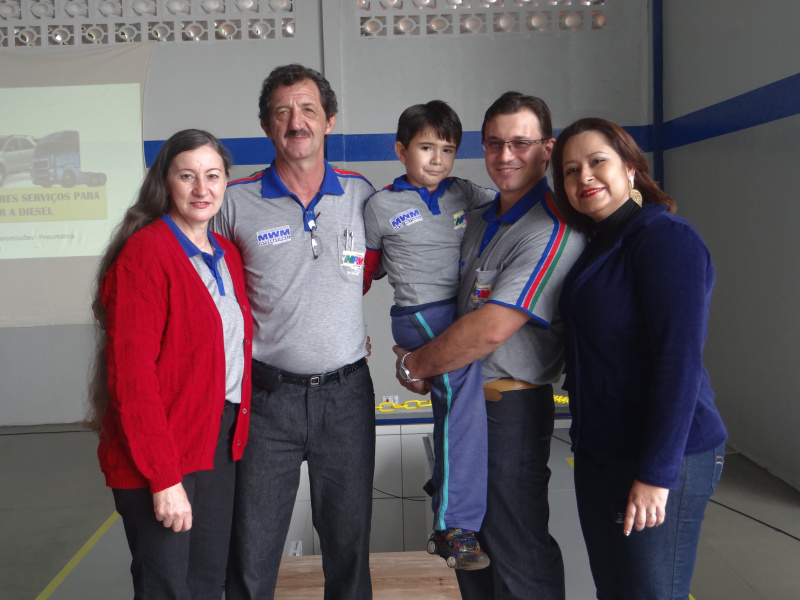 Belmir e família. 