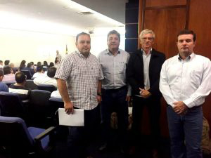 MS discute Plano Estratégico do Programa Nacional de Febre Aftosa, em Brasília Técnicos de MS discutem, em encontro nacional, sobre o PNFA para a remoção da vacina contra a febre aftosa até 2021. Foto: Divulgação