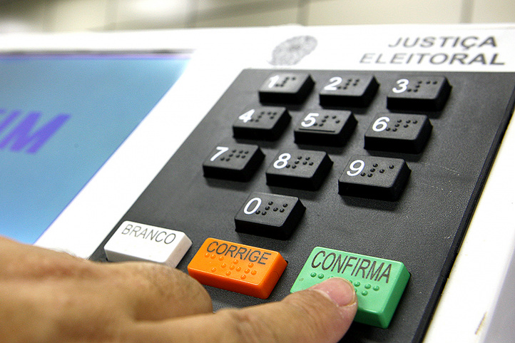 Gastos eleitorais caem 71,4% em relação a 2012