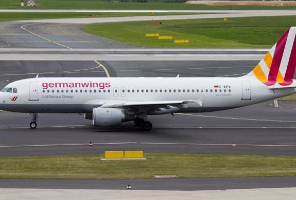 Segunda caixa-preta confirma ação do copiloto para derrubar avião na França