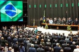 Orçamento de 2012 prevê crescimento de 8,3% nos investimentos federais Orçamento de 2012 prevê crescimento de 8,3% nos investimentos federais