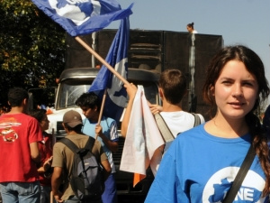 Líder de protestos de estudantes no Chile vem a Brasília e defende educação