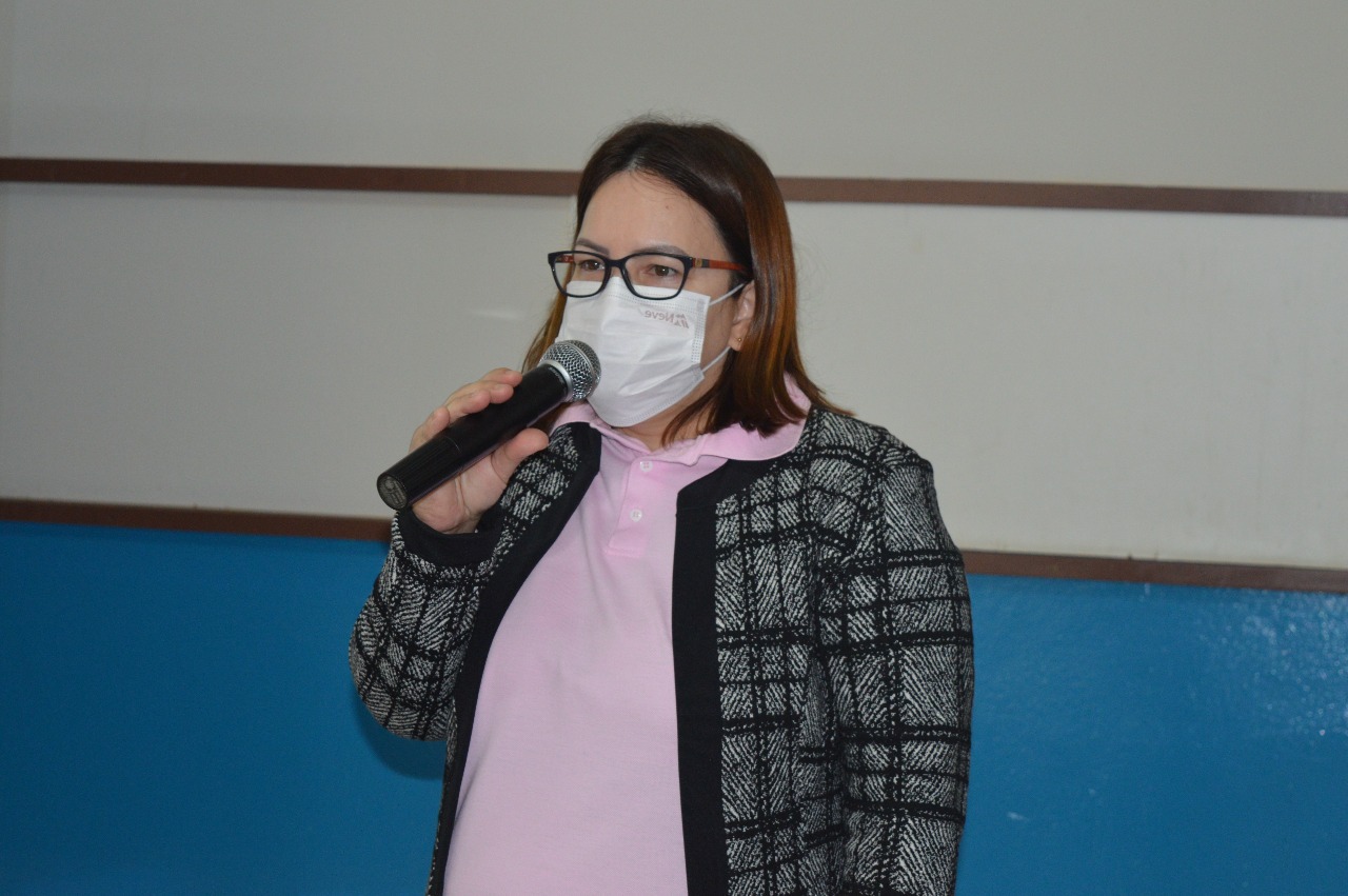 Erli Fernandes é professora há mais de 30 anos / Foto: Geovana Biron - Amambai Notícias