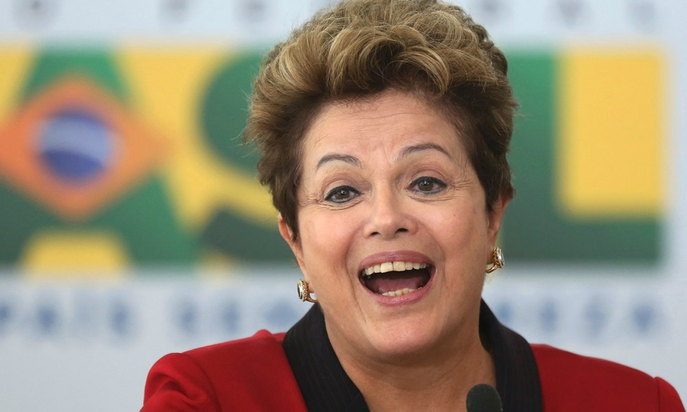 Defesa de Dilma à Comissão do Impeachment será entregue na tarde desta segunda Defesa de Dilma à Comissão do Impeachment será entregue na tarde desta segunda