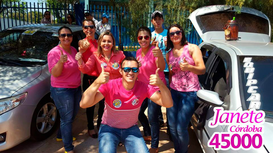 Janete diz que sua atuação política vai envolver todos os segmentos sociais Alguns dos apoiadores de Janete Córdoba / Foto: Divulgação