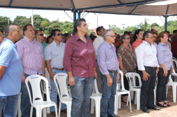 Presidente da ACIA participa de evento governamental Segundo da esquerda, presidente da CIA, Lelo, durante evento no Parque da CidadeFoto: Moreira Produções