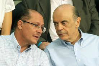 Alckmin anuncia Serra e sugere adiamento das prévias em SP Alckmin anuncia Serra e sugere adiamento das prévias em SP