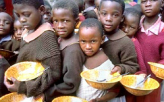 No mundo, 842 milhões de pessoas sofrem de subnutrição