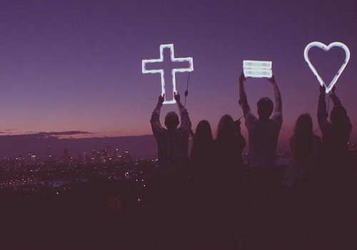 A influência da religião na vida dos jovens A influência da religião na vida dos jovens