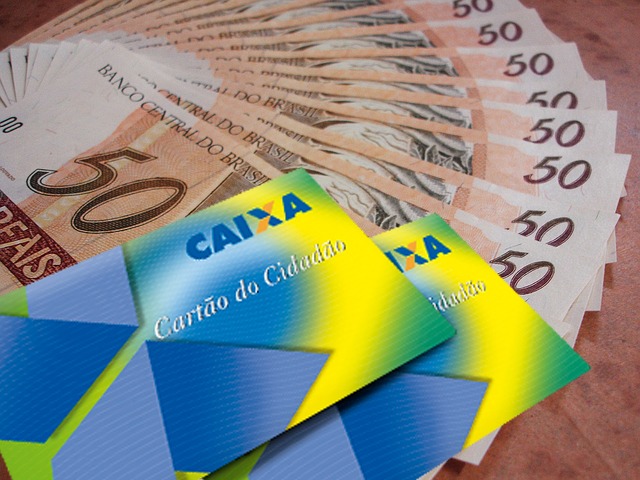 PIS: trabalhador nascido em setembro já pode sacar abono salarial 2017 PIS: trabalhador nascido em setembro já pode sacar abono salarial 2017