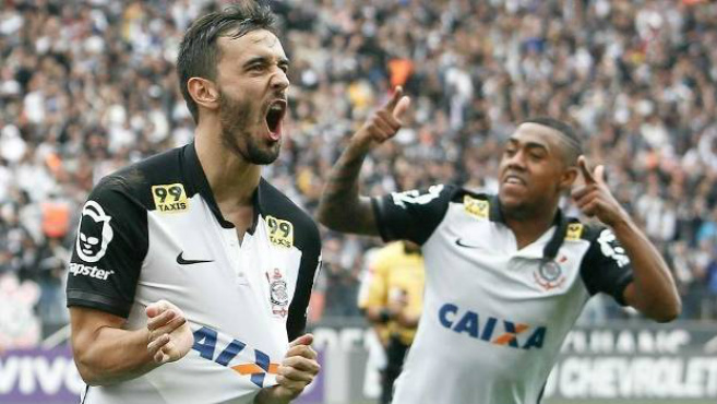 Corinthians faz lição de casa, bate o Joinville e segue na ponta Corinthians faz lição de casa, bate o Joinville e segue na ponta