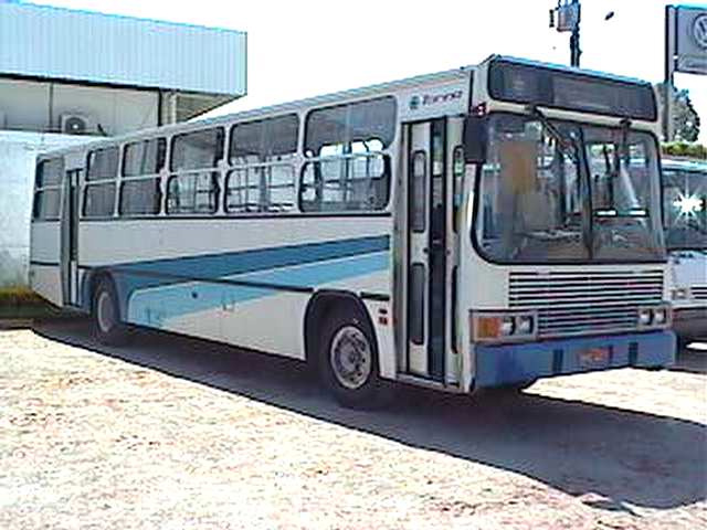 Cerca de 45% dos brasileiros usam ônibus para se locomover Cerca de 45% dos brasileiros usam ônibus para se locomover