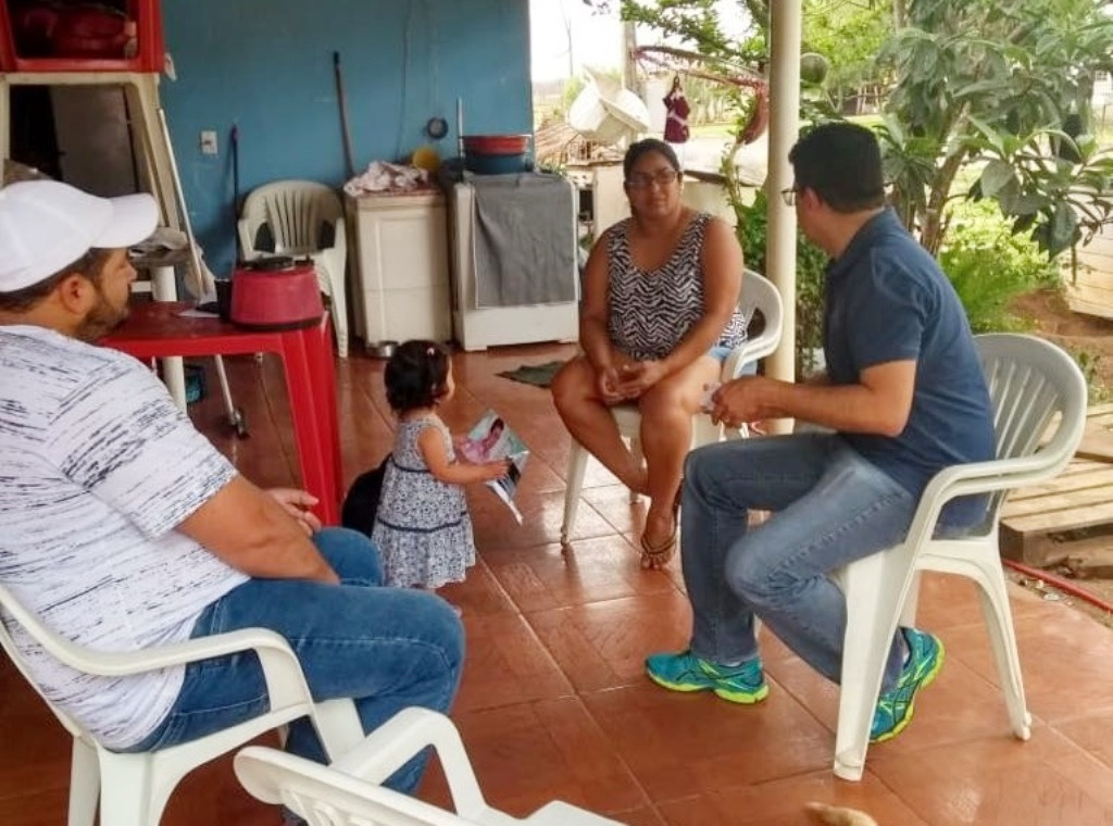 Marcelo tem realizado visitas nas vilas da cidade de Amambai / Foto: Assessoria