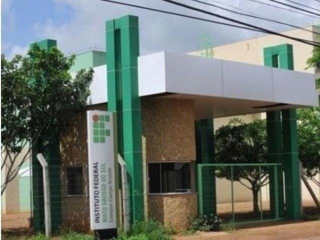 Fachada do Instituto Federal em Campo Grande (Foto: Arquivo/Campo Grande News)