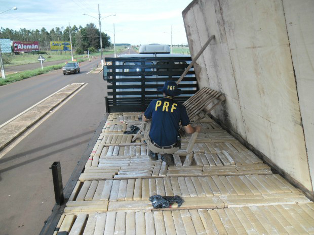 Apreensão foi feita na segunda-feira, durante fiscalização de rotina (Foto: Divulgação/ PRF)