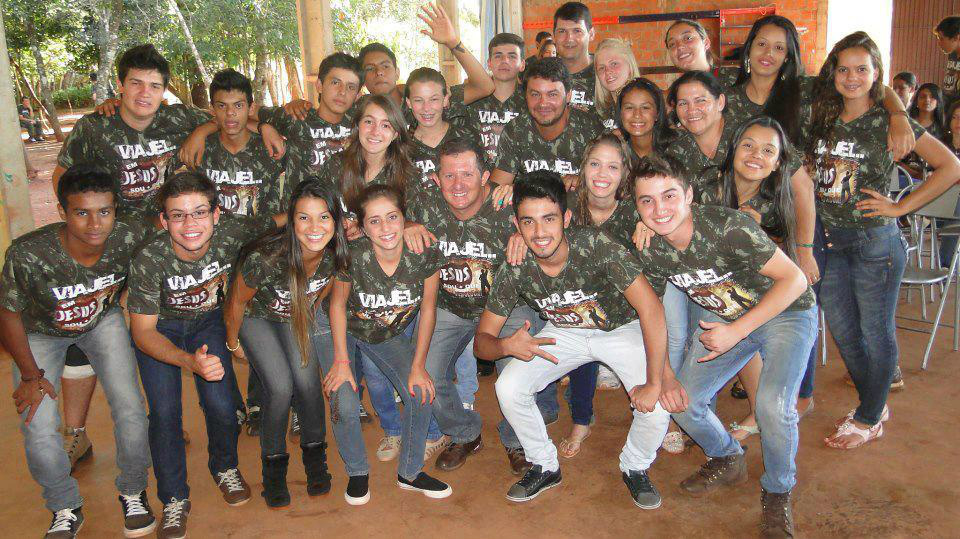 A influência da religião na vida dos jovens Católicos Amambai.