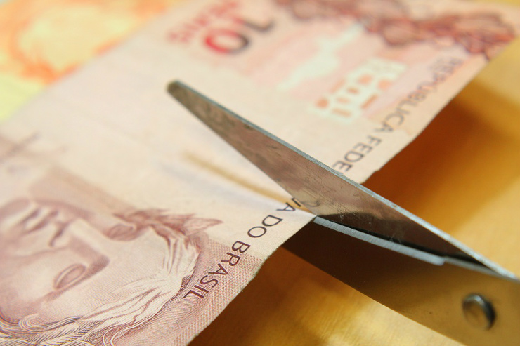 Governo vai anunciar cortes no Orçamento à tarde Governo vai anunciar cortes no Orçamento à tarde