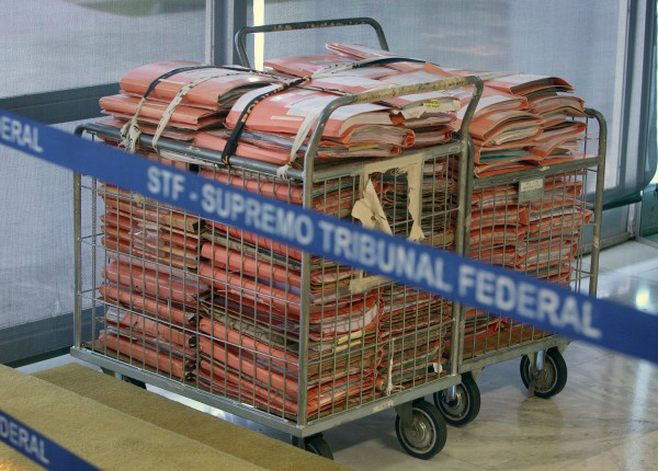 Advogado diz que MP deu tratamento diverso a mensalões Foto Nelson Jr./SCO/STF