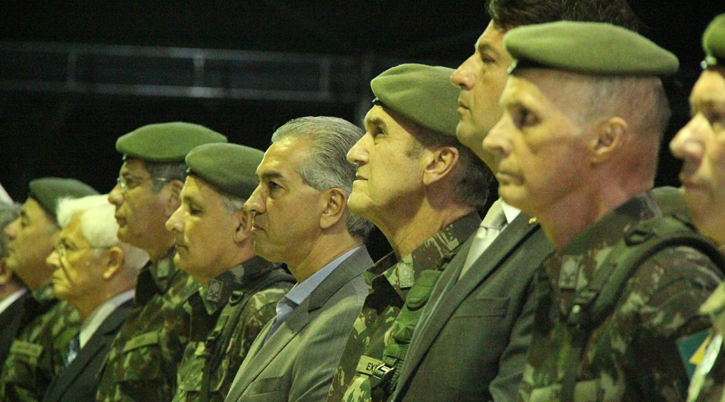Governador participa da passagem do comando no CMO e destaca presença de militar Foto: Edemir Rodrigues