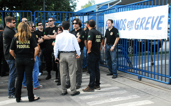 Policiais federais entram em greve em todo o país