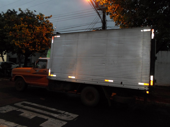 PMA autua em R$ 3 mil carvoeiro por transporte ilegal de 10 m³ de carvão nativo