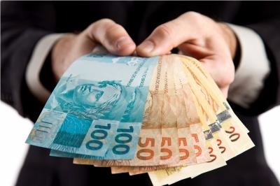 Cinco perfis definem a relação dos brasileiros com o dinheiro