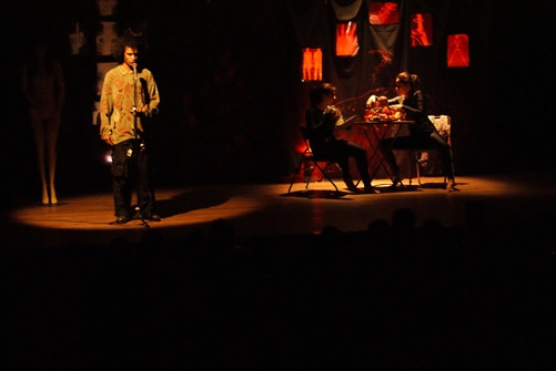 Circuito Sul-Mato-Grossense de teatro leva espetáculos a mais 10 municípios Incontornáveis, um teatro de incoerência e horror.
