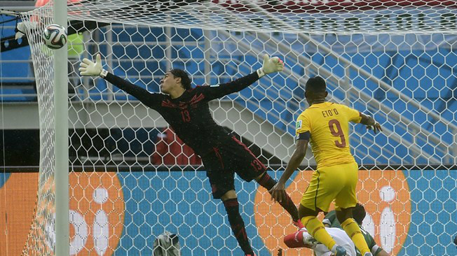 Superstição e competência na estreia