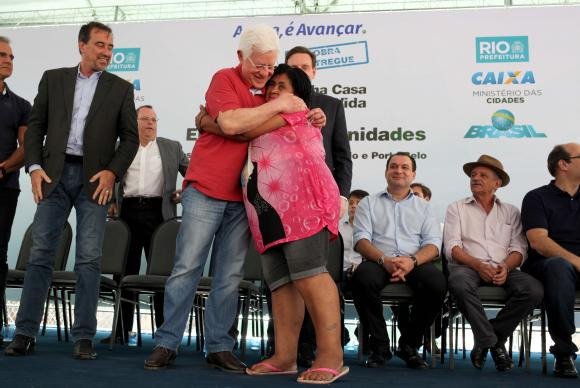 Investimentos habitacionais vão aumentar em 2018, diz Moreira Franco Investimentos habitacionais vão aumentar em 2018, diz Moreira Franco