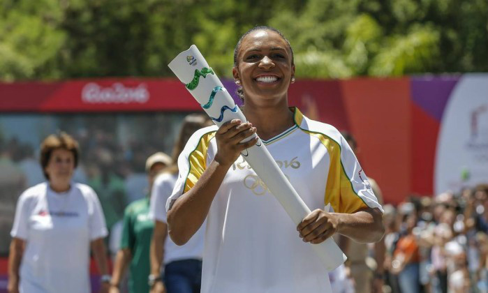 Passagem da tocha olímpica é estímulo para prática esportiva