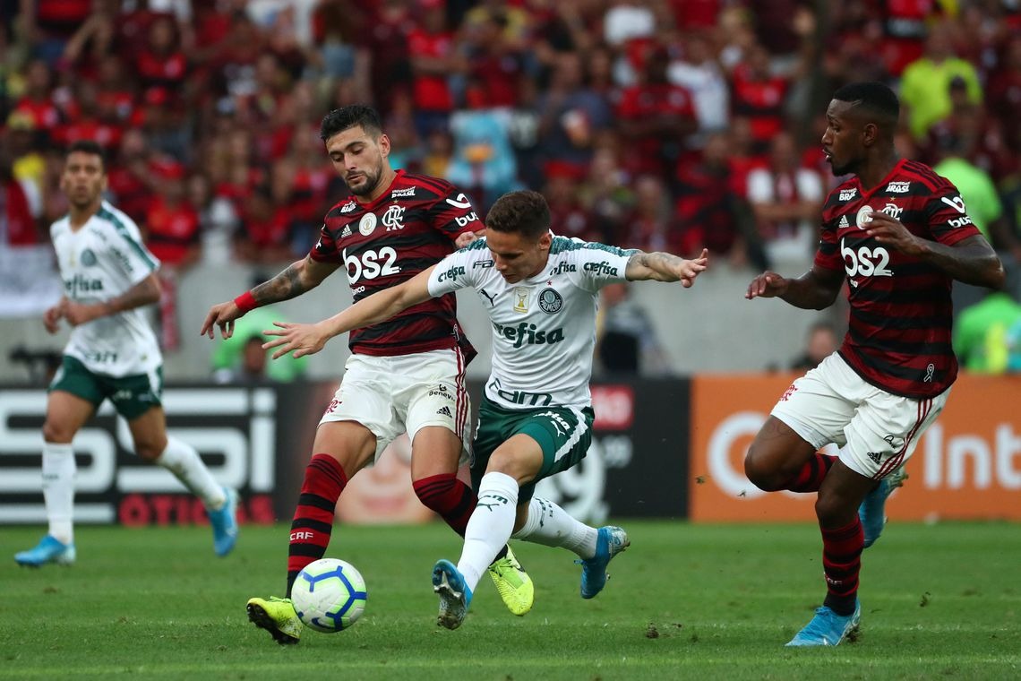 Flamengo é líder e Palmeiras vive crise Reuters/Pilar Olivares/Direitos Reservados