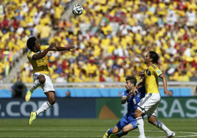 Colômbia vence Grécia por 3 a 0 no Mineirão Colômbia vence Grécia por 3 a 0 no Mineirão