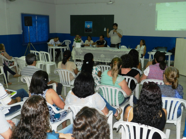 Fetems participa de assembleia no Simted e debate acordo com o Governo