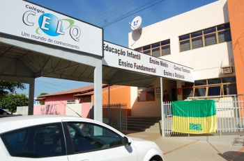 Colégio Celq oferece cursos intensivos de Português e Matemática Colégio Celq oferece cursos intensivos de Português e Matemática