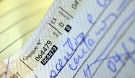 Cheques de qualquer valor serão compensados em até um dia útil Bancos terão 180 dias para se adequar à mudança no prazo de compensação de chequesArquivo/Agência Brasil