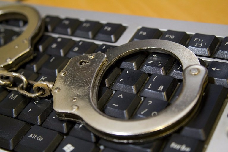 Lei regulamenta investigação de crimes sexuais na internet A infiltração de agentes de polícia na internet não será admitida se a prova puder ser obtida por outros meiosFoto: Divulgação